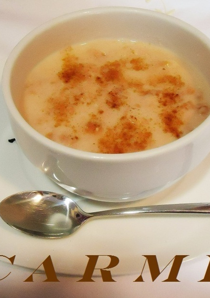 Una foto de Sopa de almendras de los ángeles