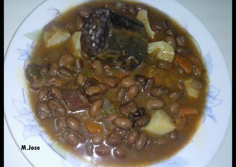 Alubias con morcilla de Cantabria