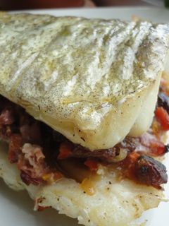 Una foto de Cola de bacalao rellena