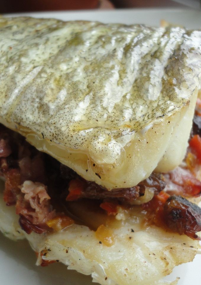 Una foto de Cola de bacalao rellena
