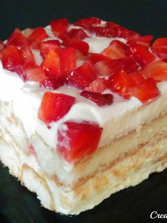 Una foto de Tiramisú de fresas