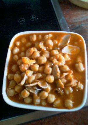 Una foto de Garbanzos marineros