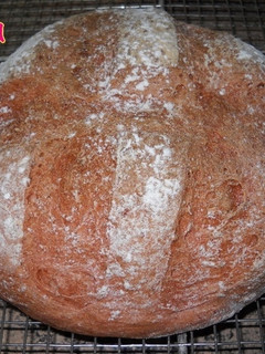Una foto de Pan con remolacha y semillas de lino