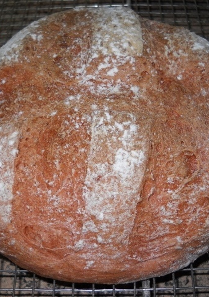 Una foto de Pan con remolacha y semillas de lino