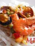 Tallarines de arroz a la marinera