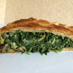 A picture of Tarta de espinacas y champignones.