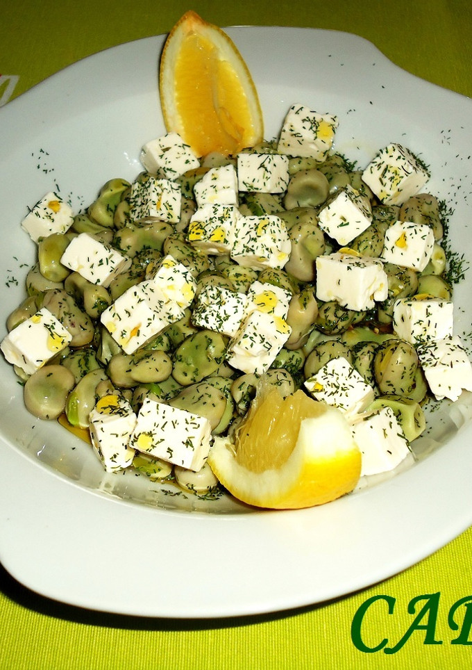 Foto principal de Habas con queso feta y limón