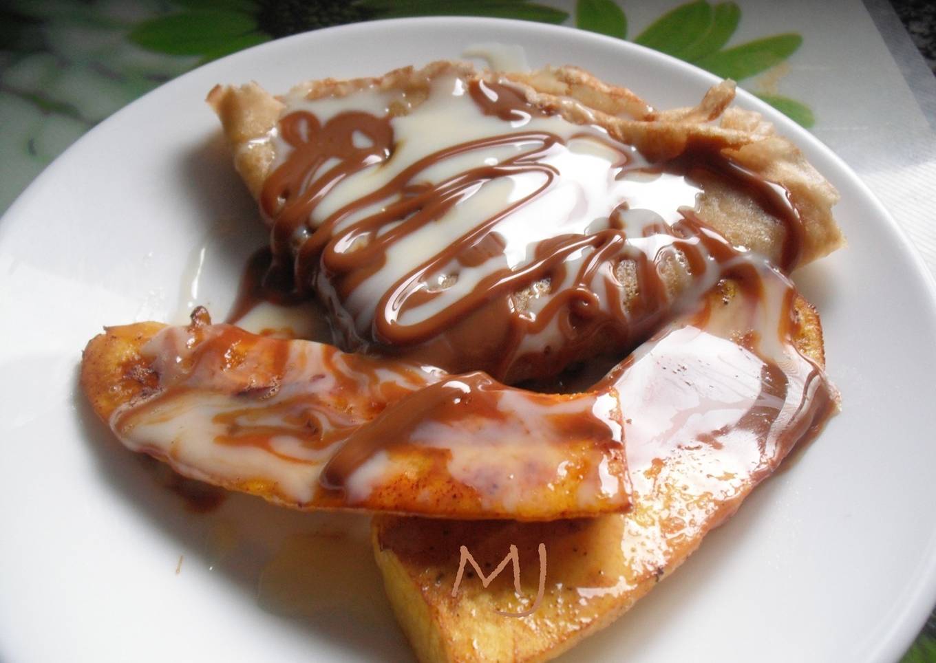 Crêpes con plátano frito