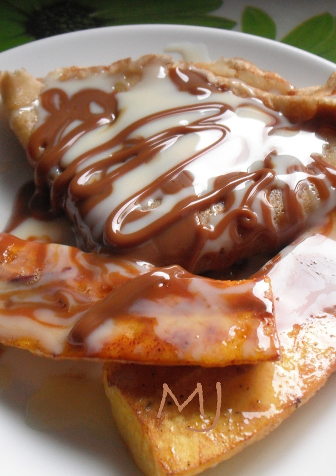 Una foto de Crêpes con plátano frito