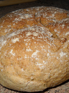 Una foto de Pan de azafrán con hierbas aromáticas