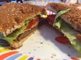 Sándwich de Chivito Uruguayo