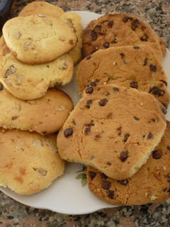 Una foto de Cookies en tres versiones
