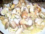 Almejas a la marinera con pimentón