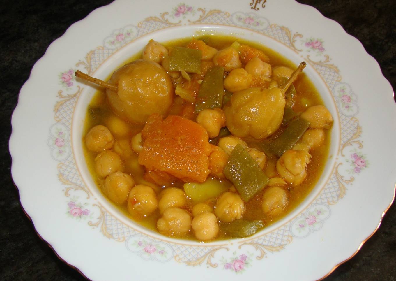 Potaje olla gitana