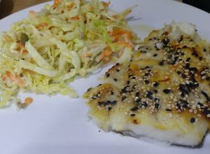 Foto principal de Bacalao con miel, miso y hebras de azafrán