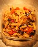 Fideos tirabuzón con salsa de berenjena 
