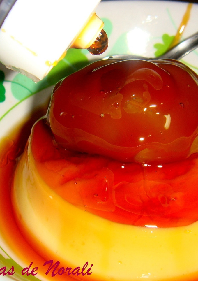 Una foto de Salsa de caramelo líquido para postres