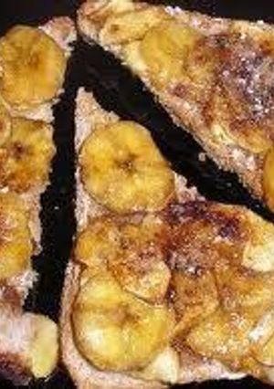 Una foto de Tarta acaramelada de bananas y dulce de leche