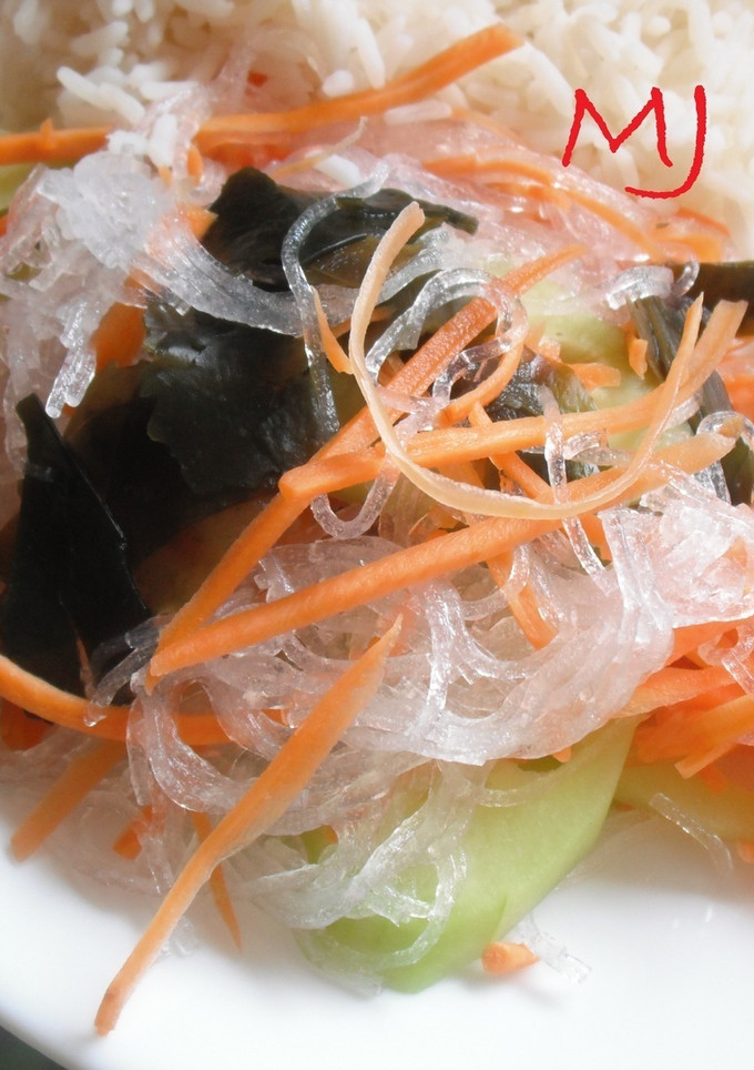 Una foto de Ensalada nomura con aliño
