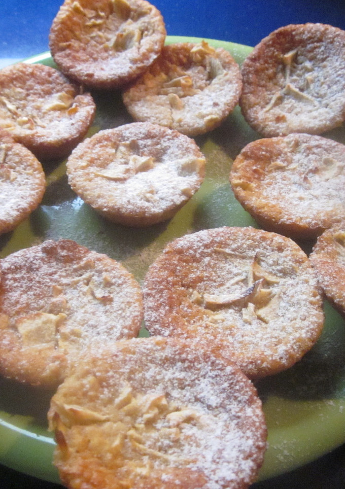 Una foto de Magdalenas de manzana