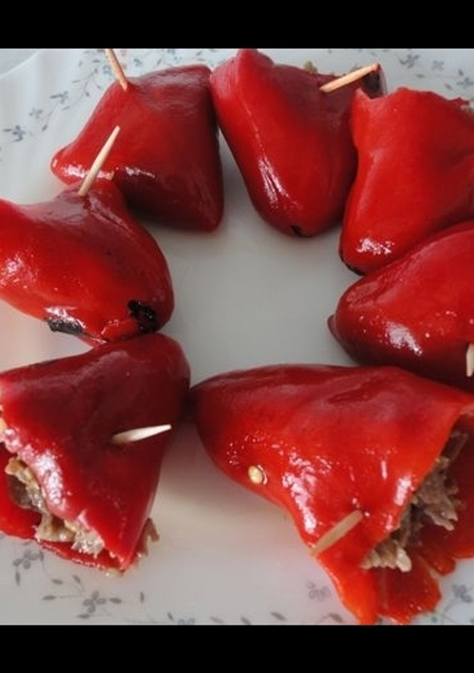 Una foto de Pimientos rellenos frios