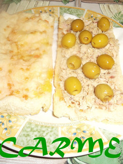 Una foto de Bocadillo de atún y aceitunas rellenas