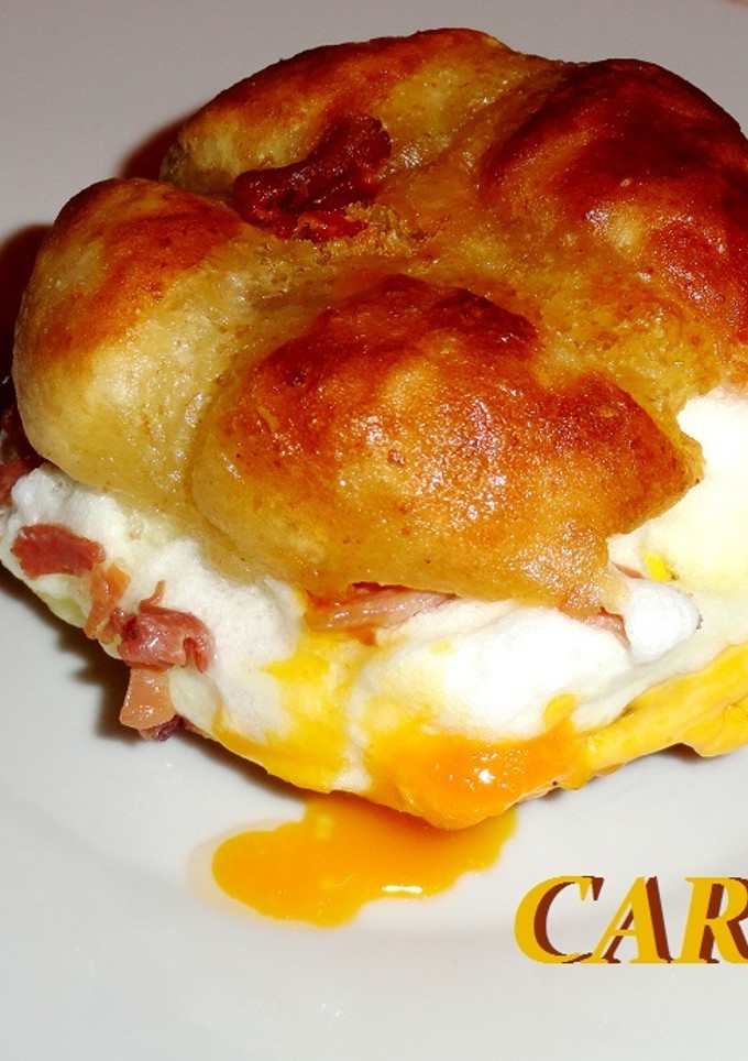 Una foto de Huevos en panecillo fritos