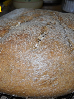 Una foto de Pan de cereales con cardamomo y jengibre