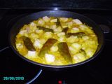 Paella de patata y bacalao