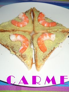 Una foto de Canapés de aguacate