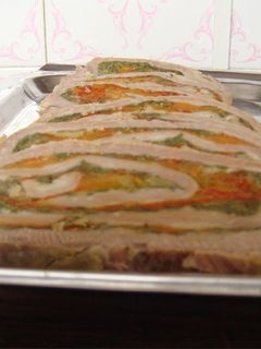 Una foto de Matambre arrollado con verduras