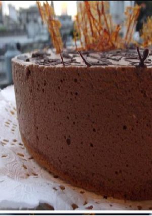 Una foto de Mousse de crema, chocolate y dulce de leche