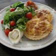 Quiche Lorraine con ensalada verdes