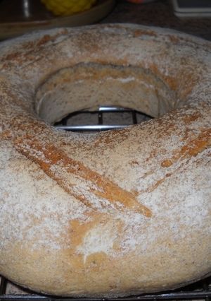 Una foto de Rosca de pan de mostaza