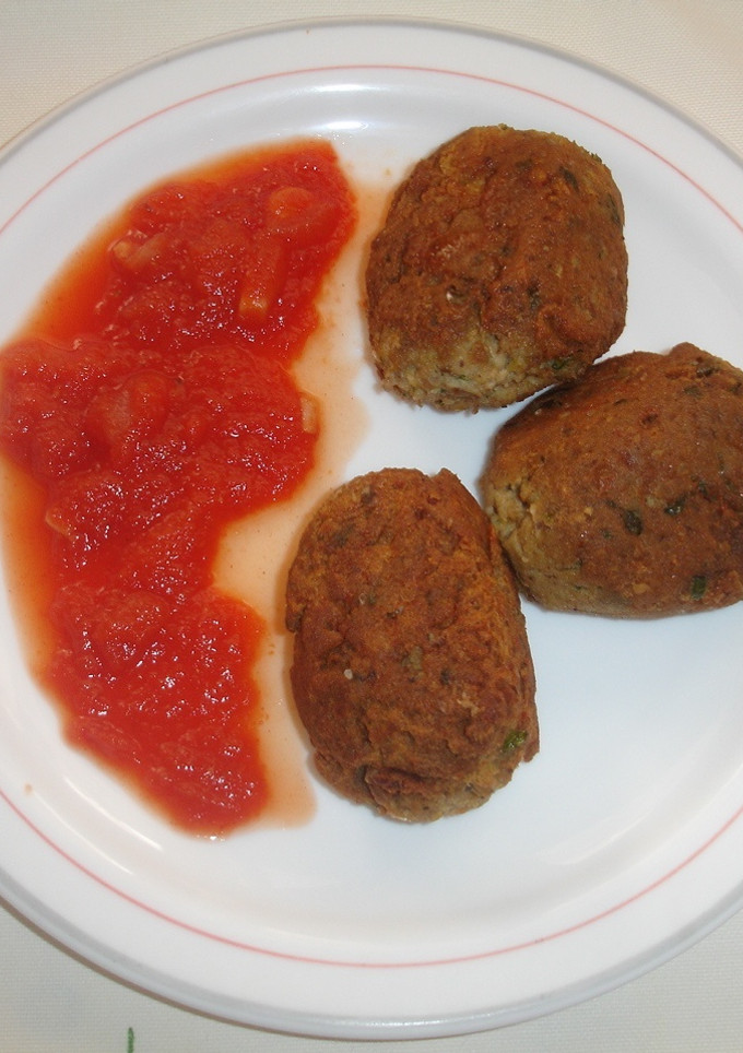 Una foto de Albóndigas del cocido con salsa