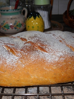 Una foto de Pan de tomate y orégano
