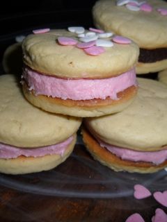 Una foto de Masitas rellenas con pasta glass y pasta cacao