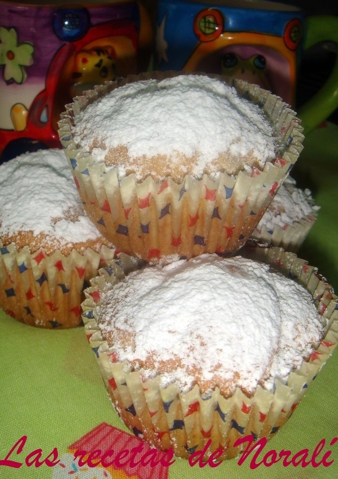 Una foto de Muffins de banana super express