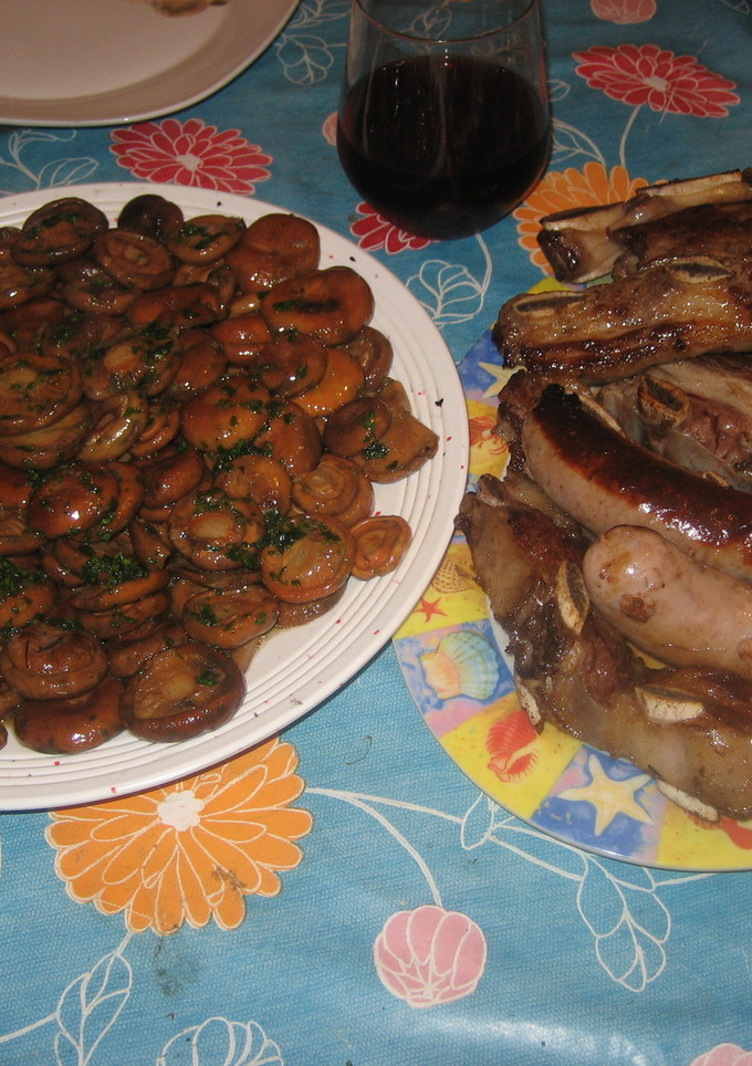 Una foto de Churrasco con setas