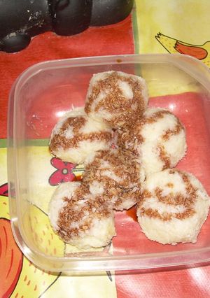 Una foto de Bolitas de coco para decorar