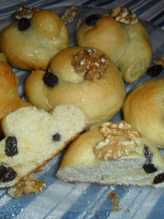 Foto principal de Pancitos con pasas de uva y nueces
