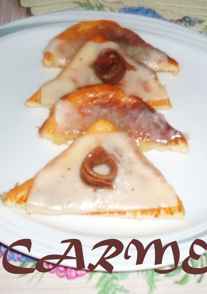 Una foto de Canapés de mozzarella y anchoas