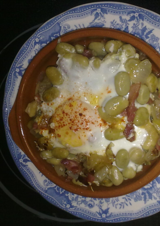 Una foto de Habitas baby con jamón y su huevo
