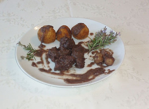 Una foto de Jabalí guisado con castañas