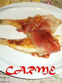 Una foto de Lenguados con crujiente de jamón