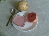 Postre de guayabas dulces