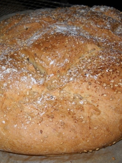 Una foto de Pan de copos de avena y melocotón