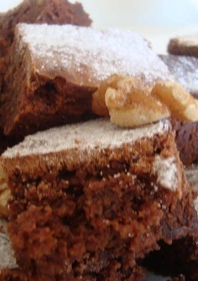 Una foto de Brownies caseros de chocolate