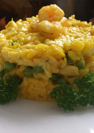 Una foto de Risotto de cabracho y gambitas