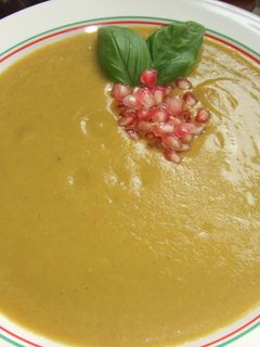 Una foto de Sopa crema italiana de verduras